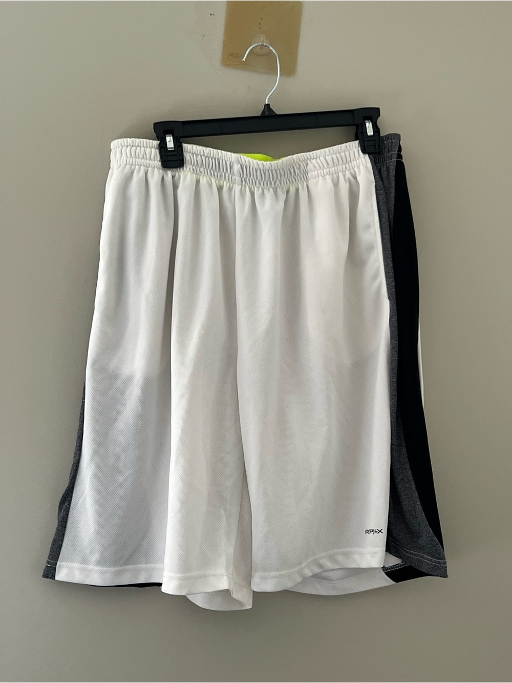 R(P)EX Men’s Athletic Basketball Shorts White Black Gray Mesh Size Large